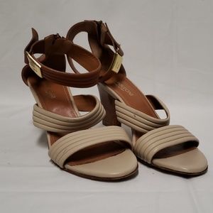 Napoleoni Cream Colored Sandals